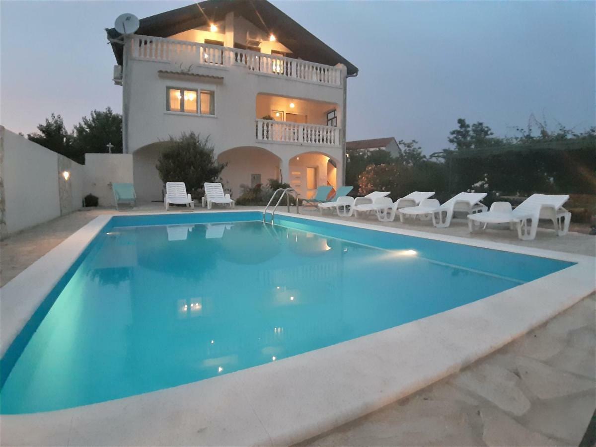 Apartments"Nika" With Private Pool Galovac  Exterior photo