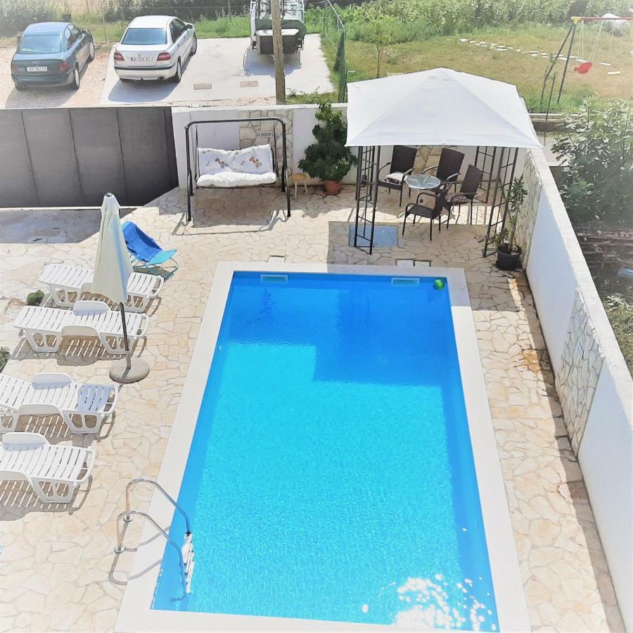 Apartments"Nika" With Private Pool Galovac  Exterior photo